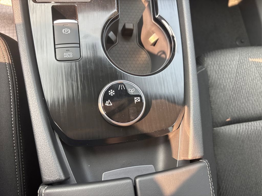 New 2026 Nissan Rogue SV image 21