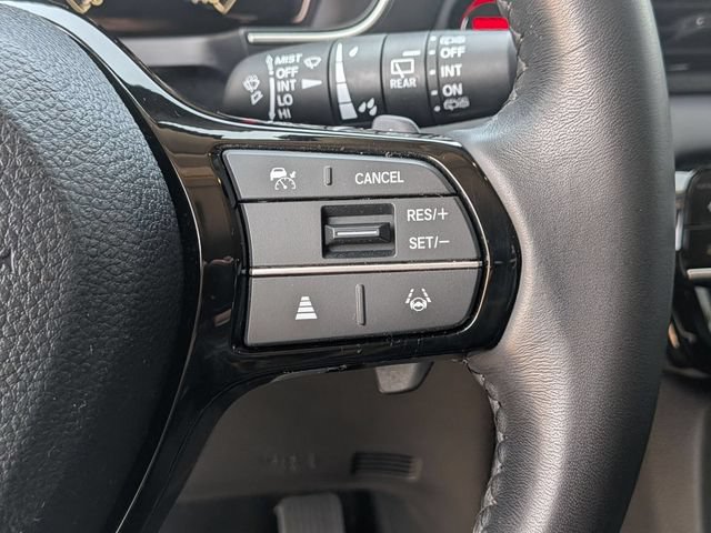 Used 2025 Honda Pilot Touring image 21
