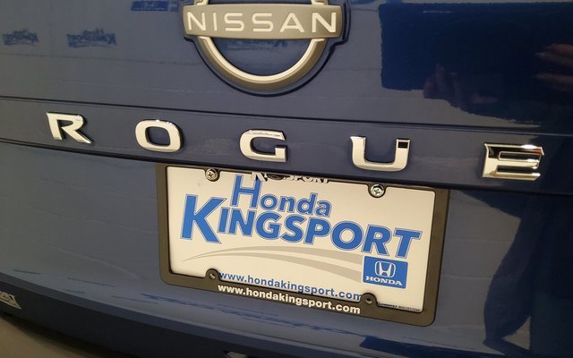 Used 2023 Nissan Rogue S image 45