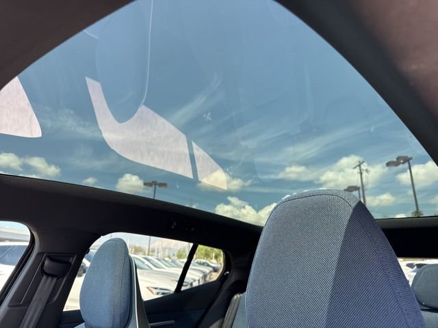 New 2025 Volvo EX30 Plus w/ Protection Package Premier image 16