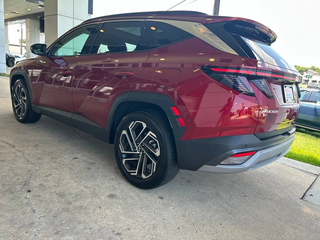 Used 2025 Hyundai Tucson Limited FWD image 5
