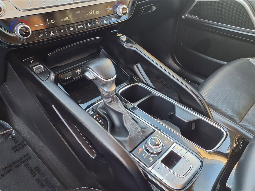 Used 2024 Kia Telluride S image 10