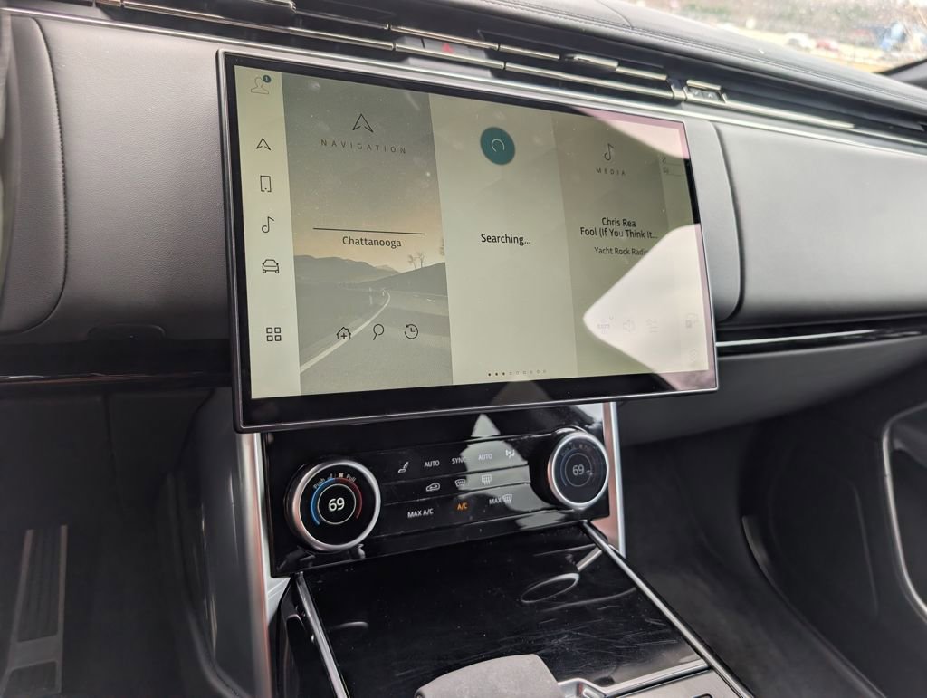 Used 2023 Land Rover Range Rover SE image 26