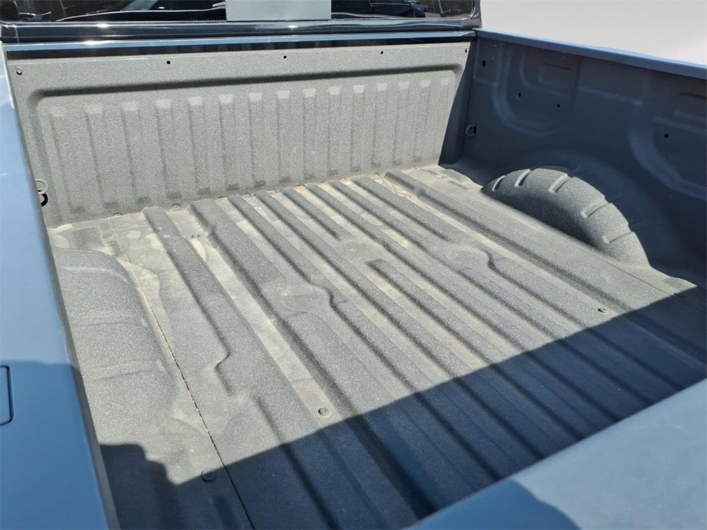 Used 2024 Nissan Titan PRO-4X w/ Off Road Protection Package image 9