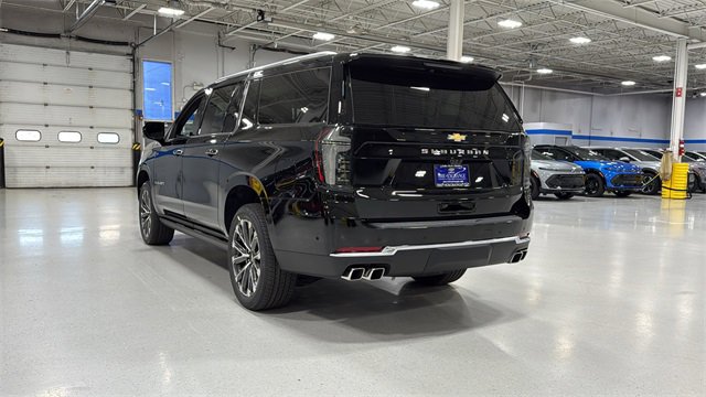 New 2026 Chevrolet Suburban High Country image 7
