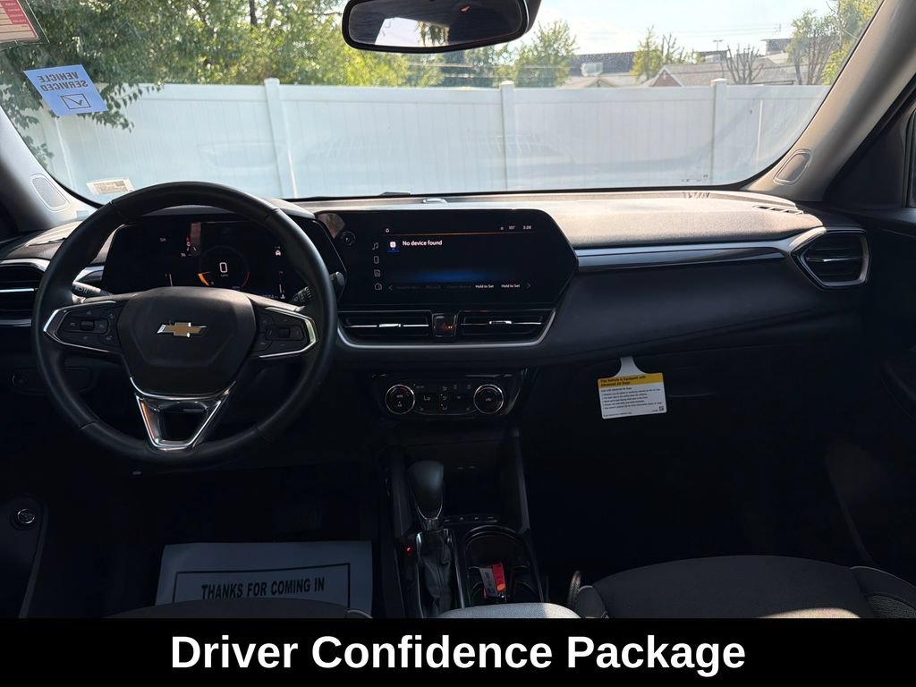 Used 2024 Chevrolet TrailBlazer LT w/ Convenience Package AWD/4WD image 15