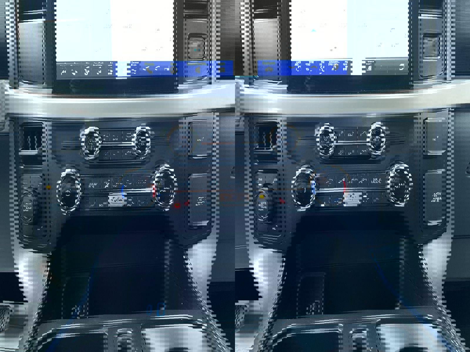 Used 2022 Ford F150 XLT w/ Equipment Group 302A High image 3