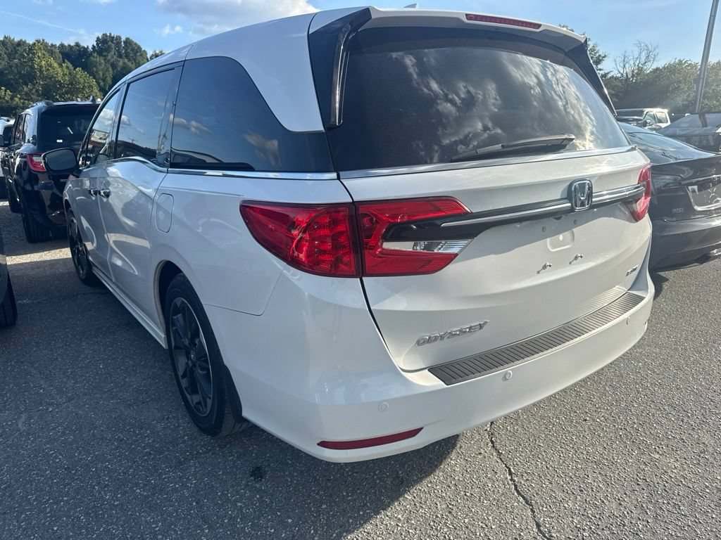 Used 2023 Honda Odyssey Elite image 5