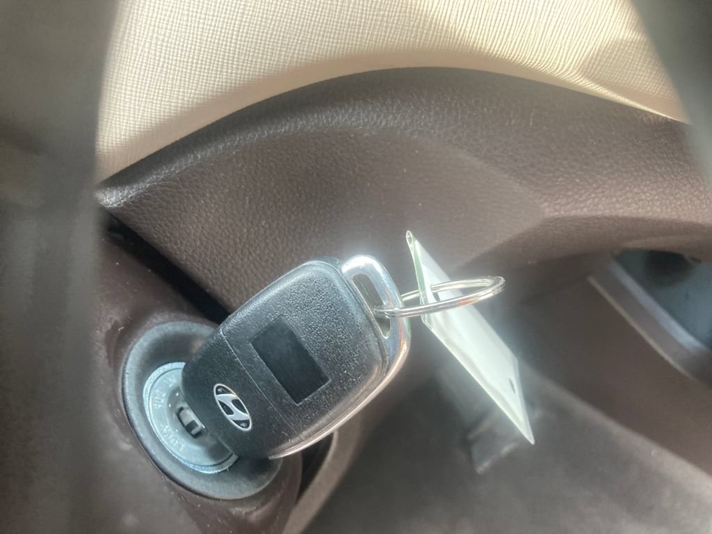 Used 2017 Hyundai Santa Fe Sport AWD/4WD image 36