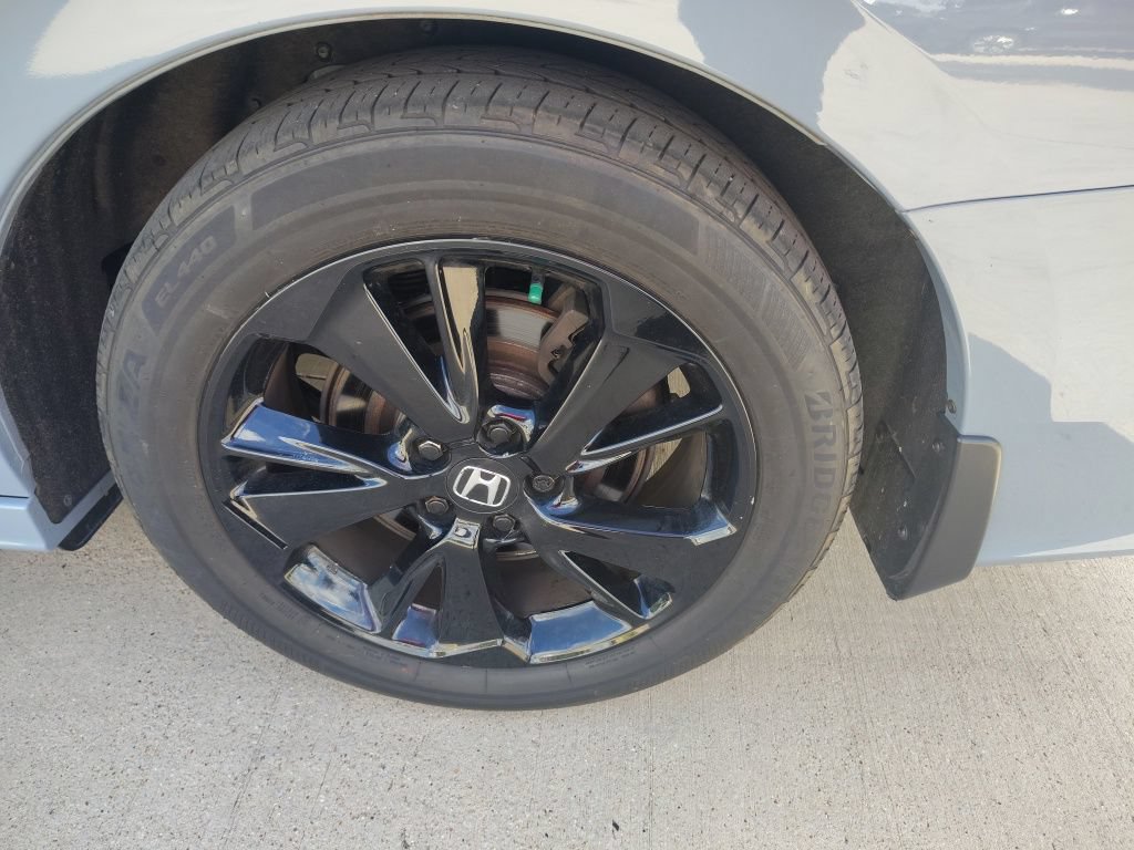 Used 2023 Honda Odyssey Sport image 9