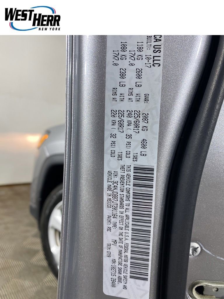 Used 2018 Jeep Compass Latitude AWD/4WD image 8