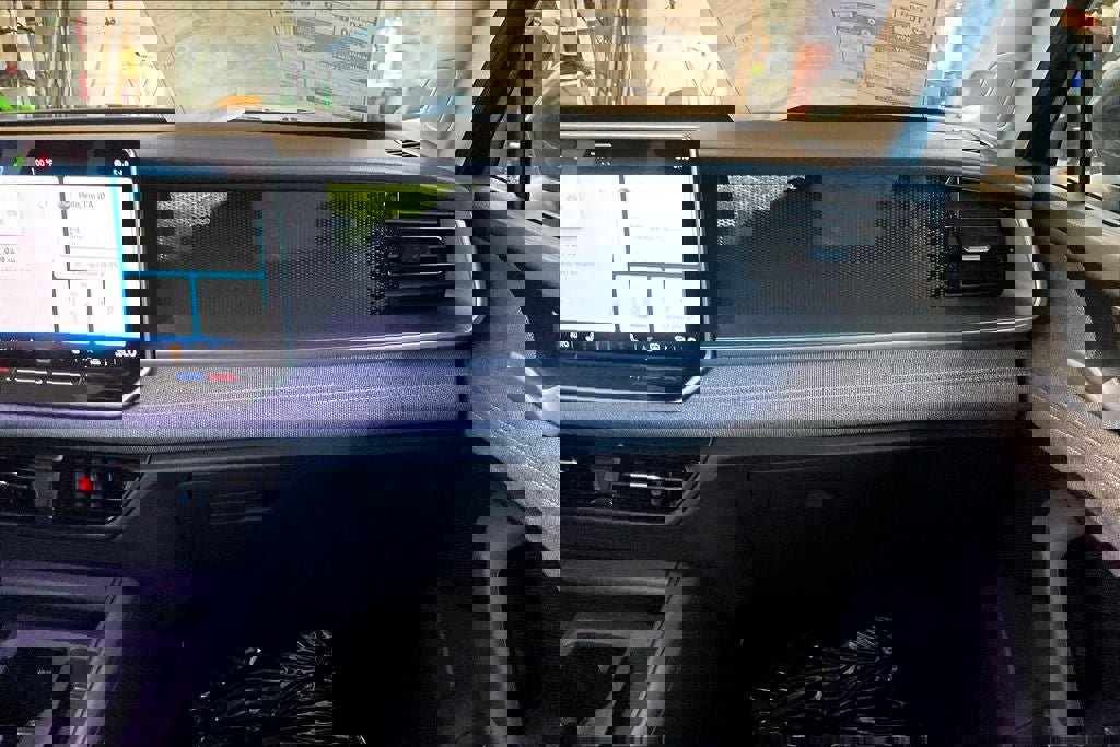 New 2025 Volkswagen Tiguan S image 16