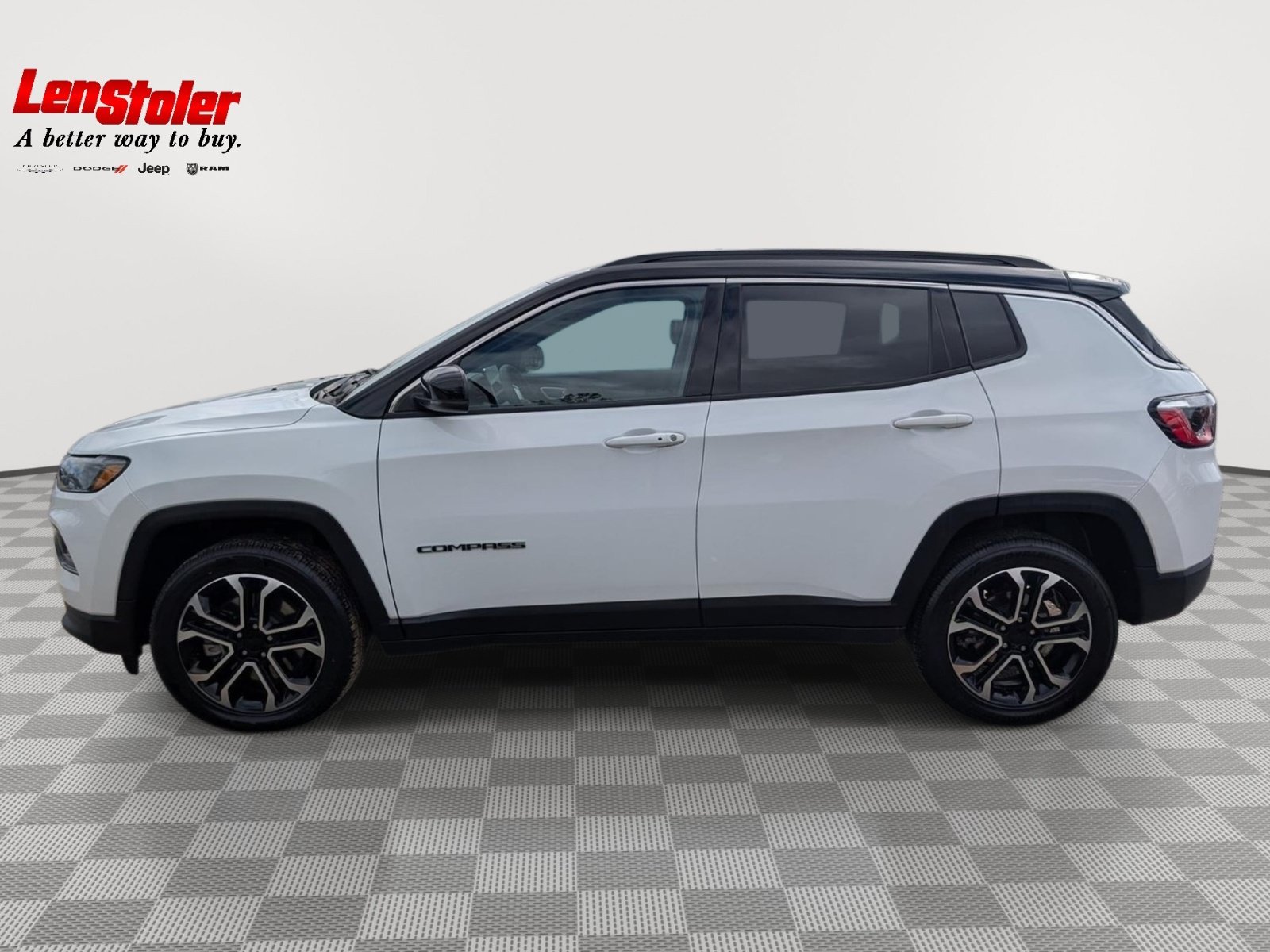 Used 2023 Jeep Compass Limited AWD/4WD image 2
