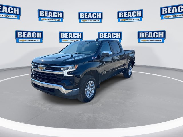 Used 2026 Chevrolet Silverado 1500 LT w/ Z71 Off-Road Package AWD/4WD image 4