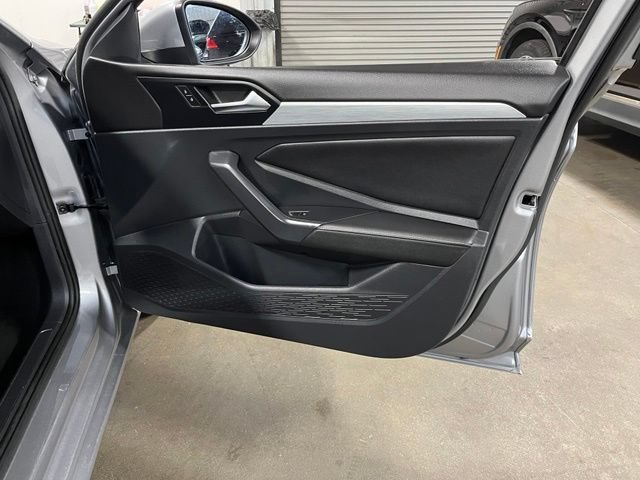 Used 2025 Volkswagen Jetta S FWD image 12
