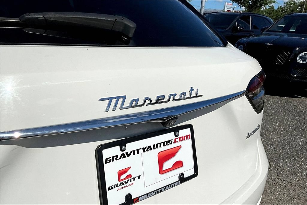 Used 2022 Maserati Levante GT AWD/4WD image 24