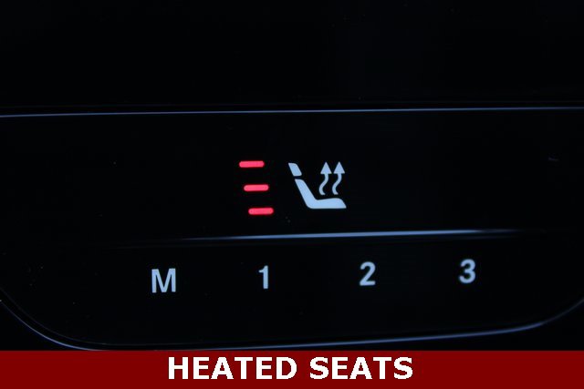 New 2025 Mercedes-Benz GLC 300 4MATIC image 5