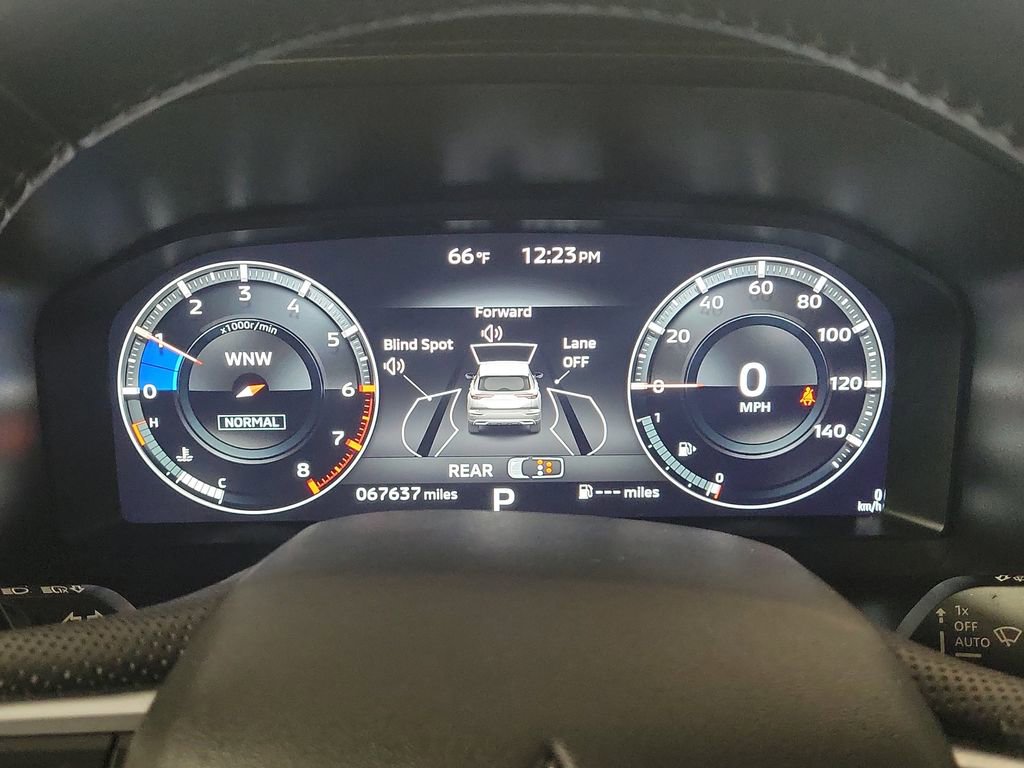 Used 2023 Mitsubishi Outlander SE image 22