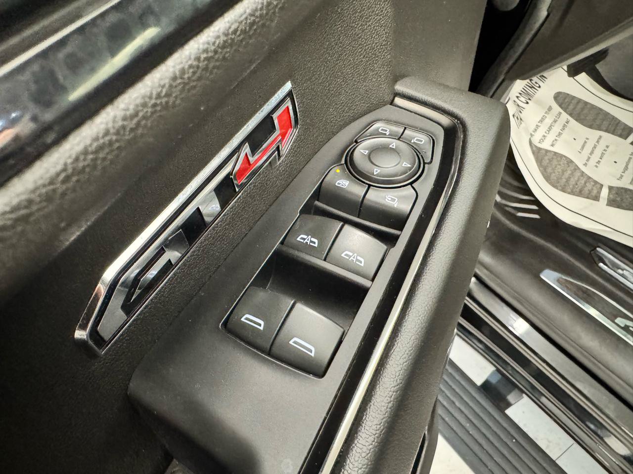 Used 2022 GMC Sierra 1500 AT4 w/ AT4 Premium Package AWD/4WD image 12