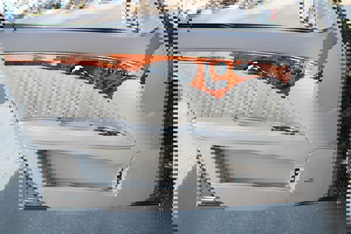 Used 2004 Mercedes-Benz E 320 Sedan image 36