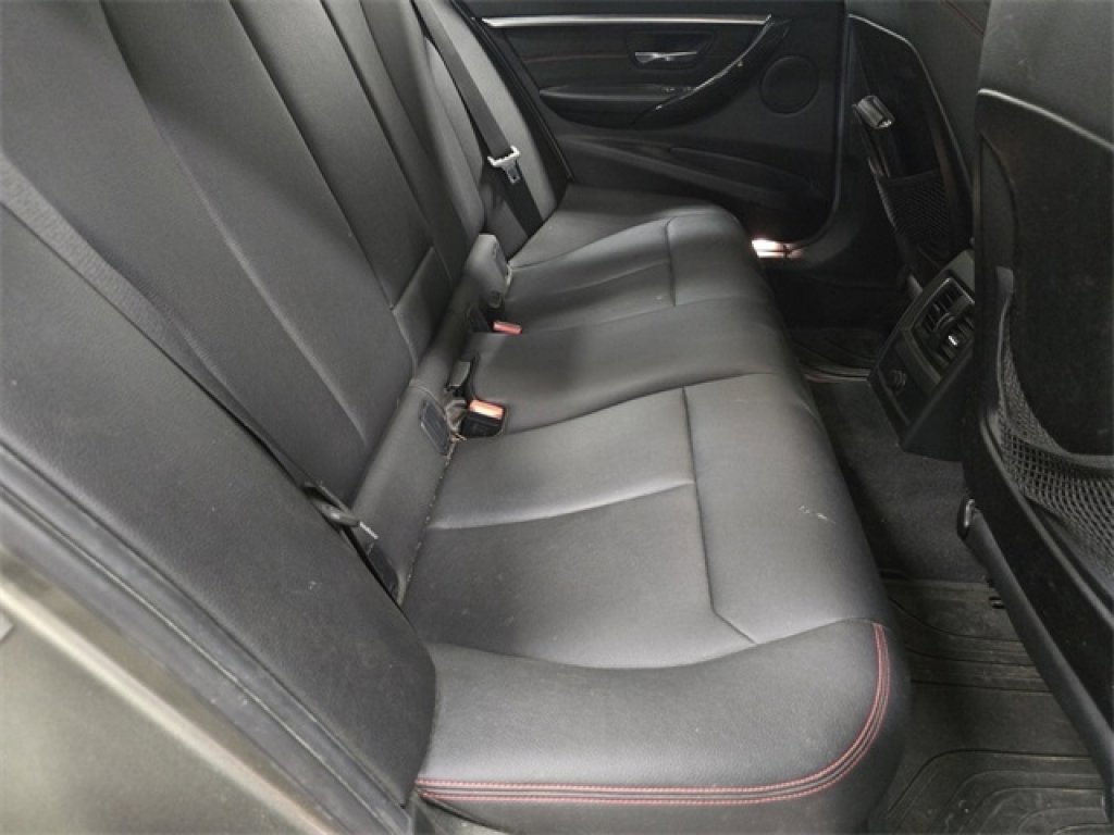 Used 2016 BMW 328i xDrive Sedan AWD/4WD image 19