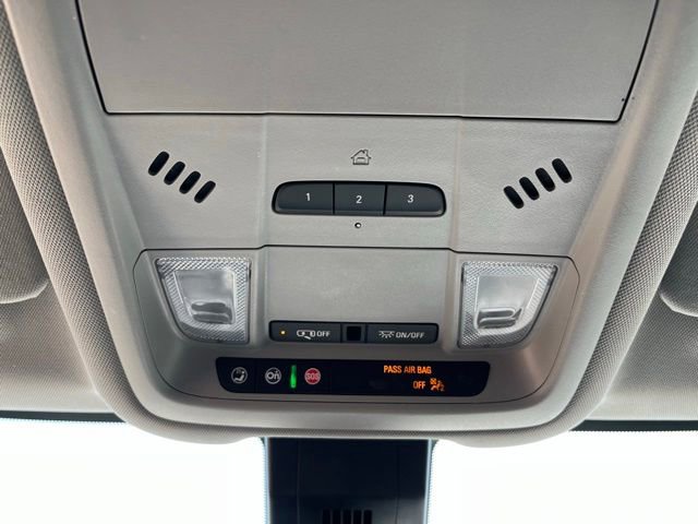 Used 2020 GMC Terrain SLT w/ Preferred Package FWD image 23