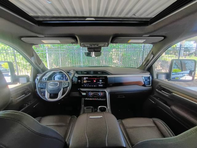 Used 2024 GMC Sierra 2500 Denali w/ Denali Reserve Package AWD/4WD image 40
