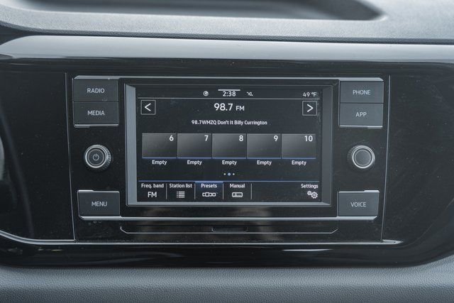 Used 2024 Volkswagen Taos S w/ MDO Package image 24