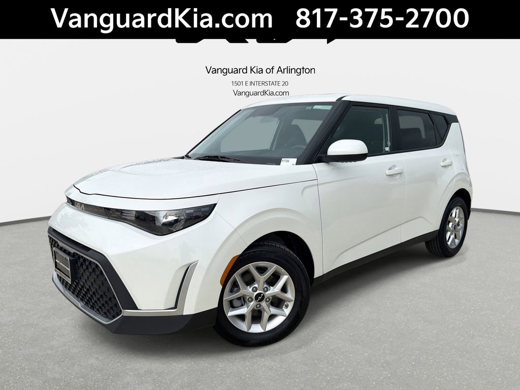 Certified 2025 Kia Soul LX FWD image 1