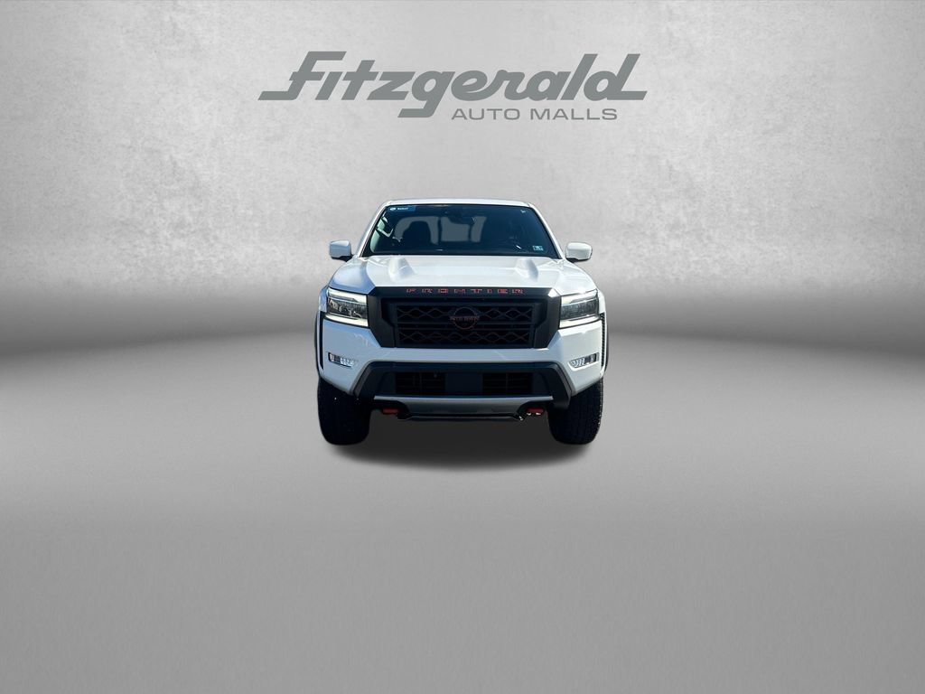 Used 2022 Nissan Frontier PRO-4X AWD/4WD image 2