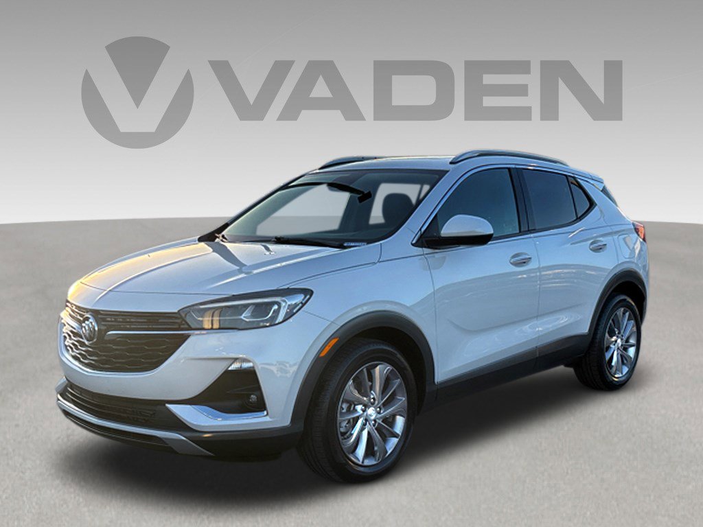 Used 2023 Buick Encore GX Essence w/ Experience Buick Package image 3