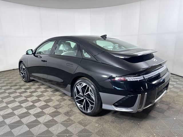 Used 2024 Hyundai Ioniq 6 Limited image 5