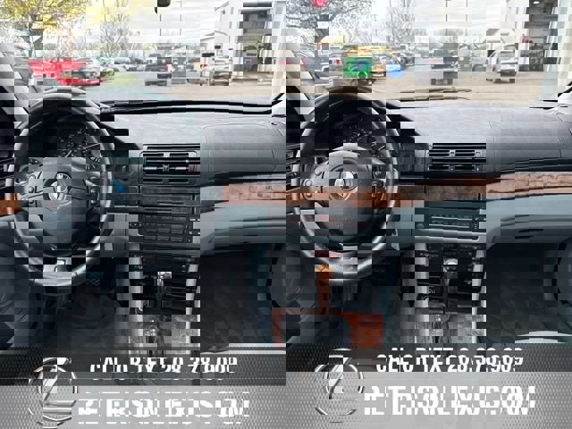 Used 2000 BMW 540i Sedan image 16