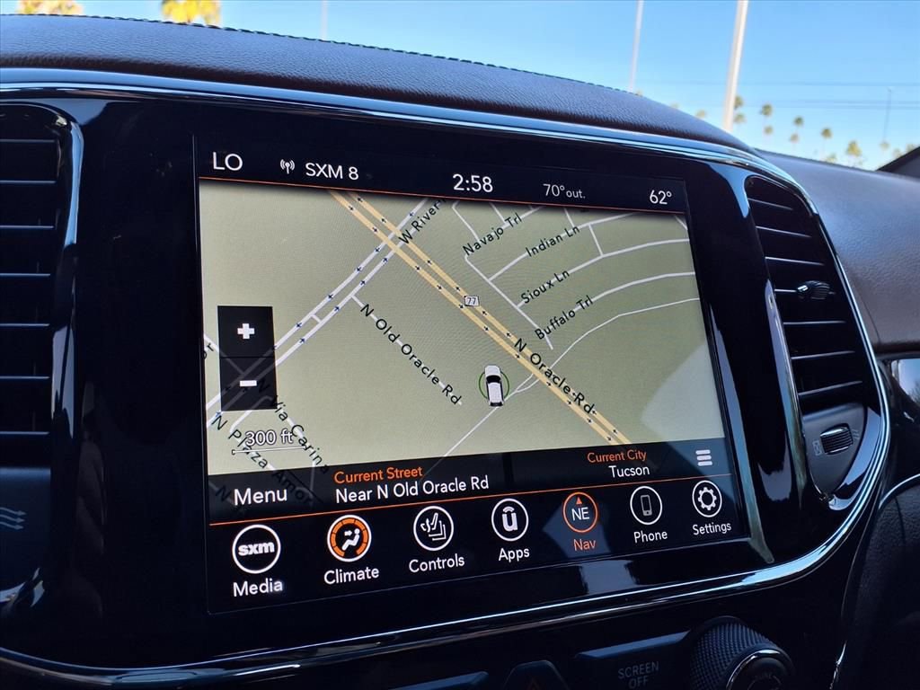 Used 2020 Jeep Grand Cherokee Overland image 6