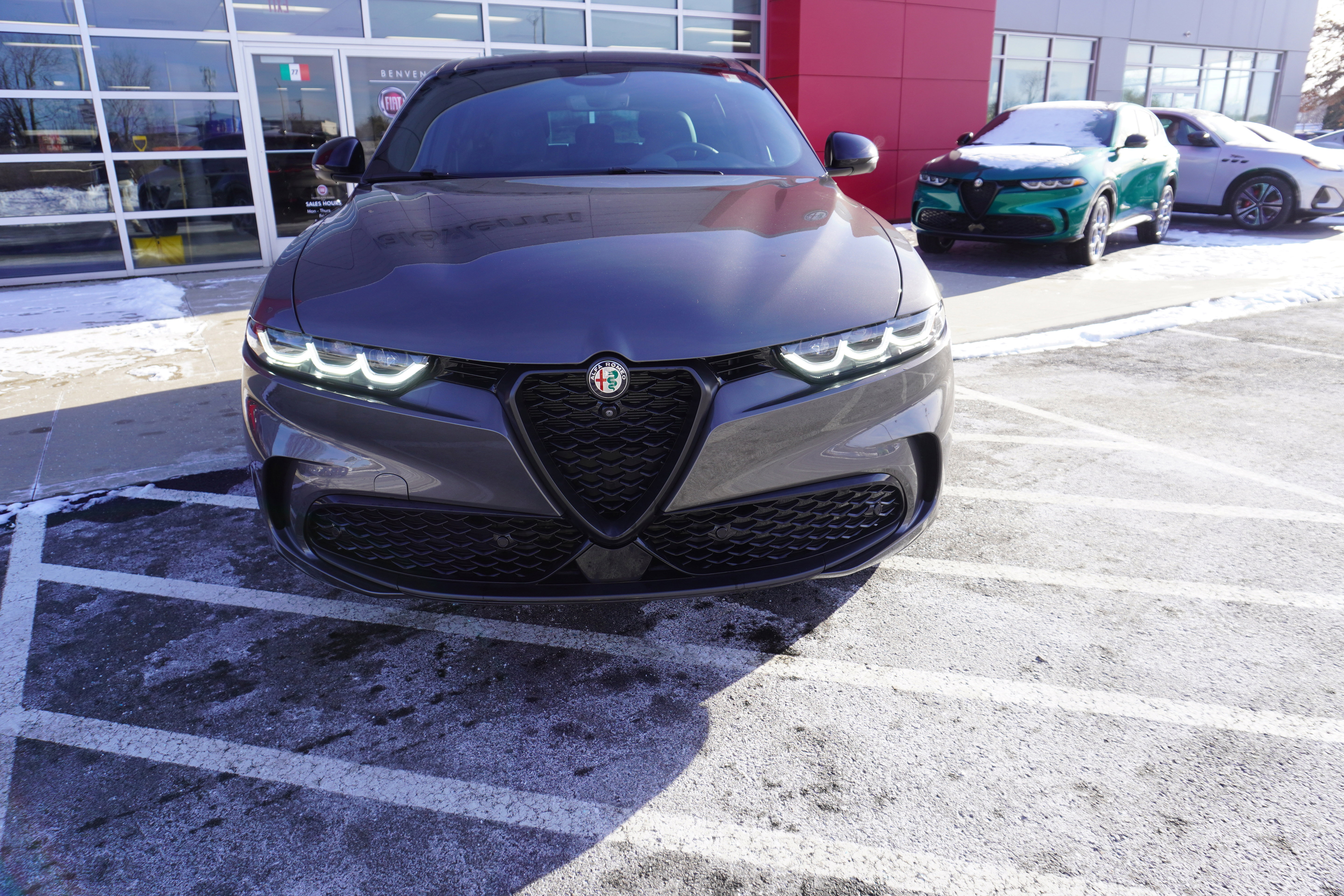 New 2024 Alfa Romeo Tonale Veloce image 4