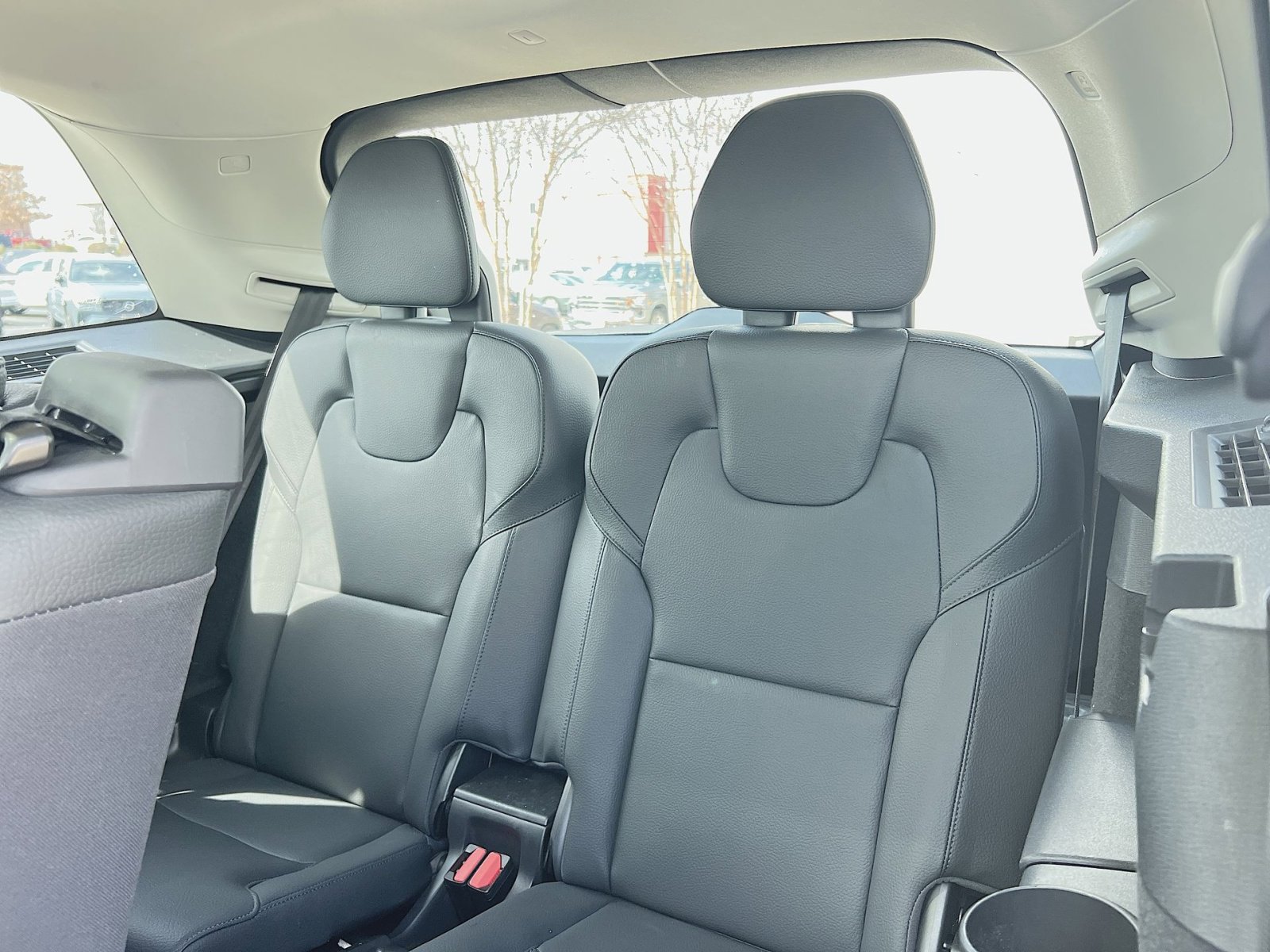 Certified 2023 Volvo XC90 B5 Plus w/ Protection Package Premier image 25