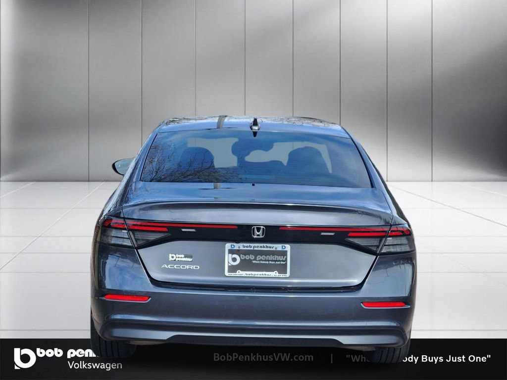 Used 2023 Honda Accord EX image 26