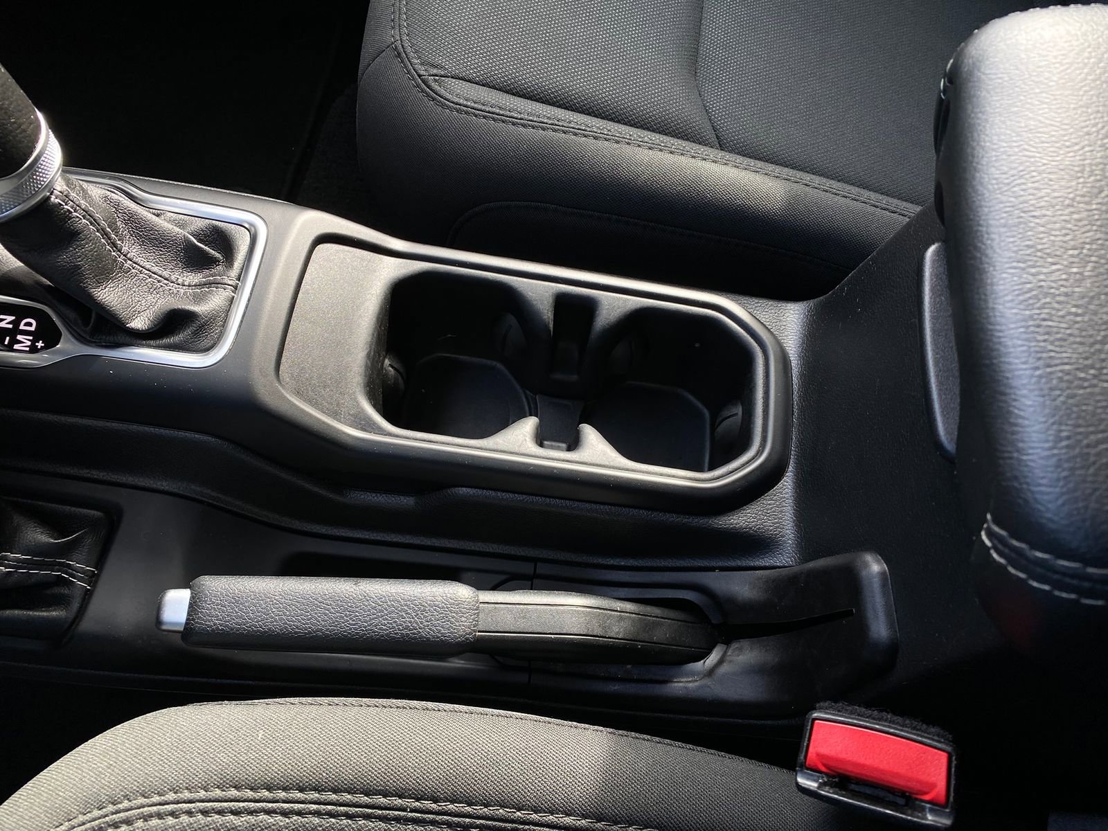 Used 2023 Jeep Wrangler Unlimited Sahara image 18