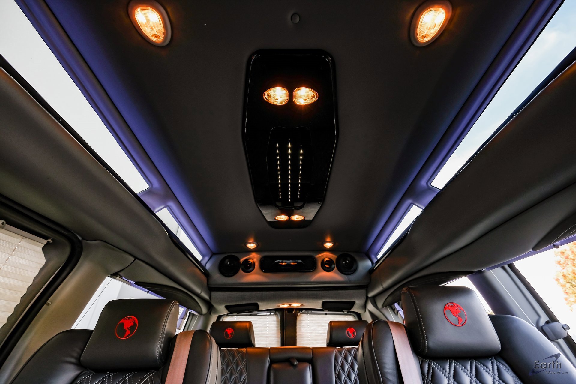 Used 2023 Chevrolet Express 2500 image 79