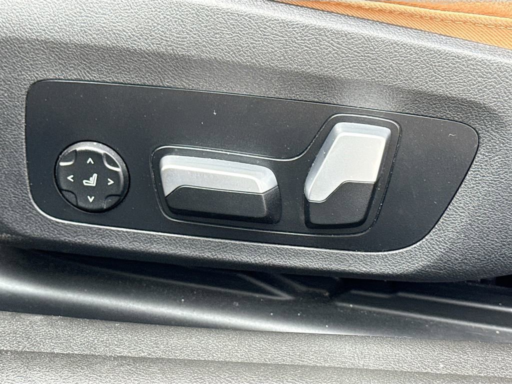 Used 2022 BMW 430i Convertible w/ M Sport Package image 24