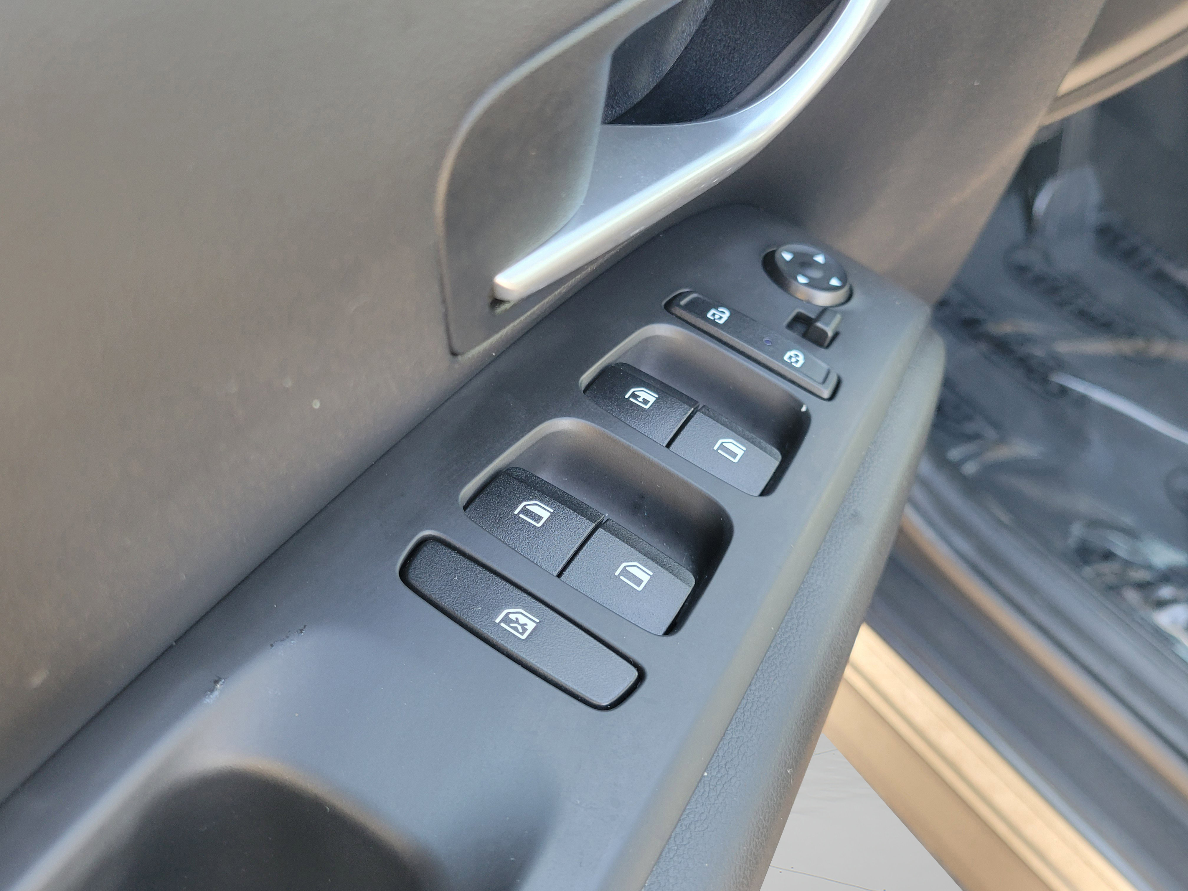 Certified 2023 Hyundai Tucson SE image 18