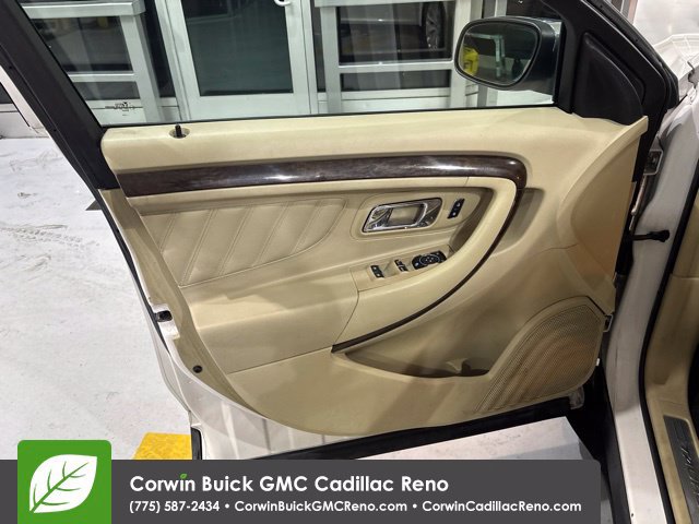 Used 2017 Ford Taurus Limited FWD image 13