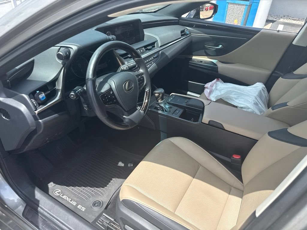 Used 2020 Lexus ES 350 w/ Premium Package FWD image 13