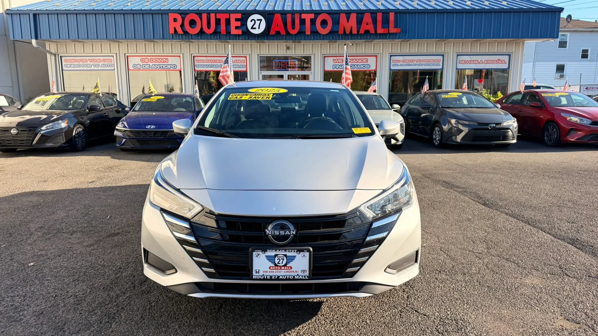Used 2025 Nissan Versa SV FWD image 3