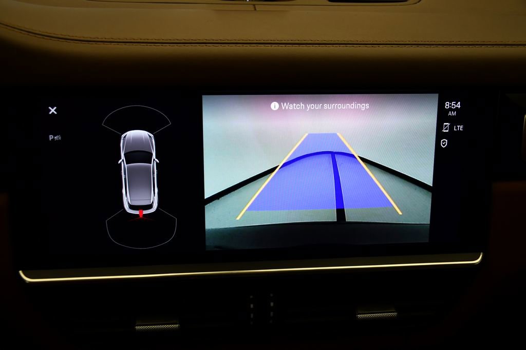 Used 2023 Porsche Cayenne Platinum Edition image 31