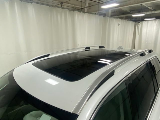 Used 2019 Volvo XC90 T5 Momentum w/ Multimedia Package AWD/4WD image 6