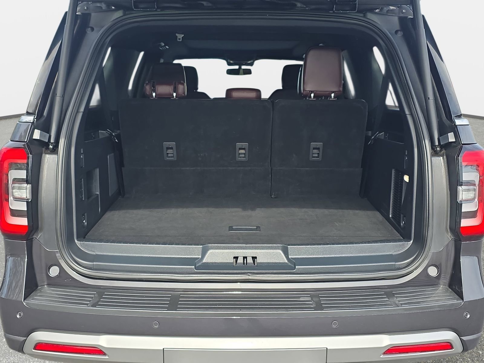 Used 2024 Ford Expedition Max Limited image 13