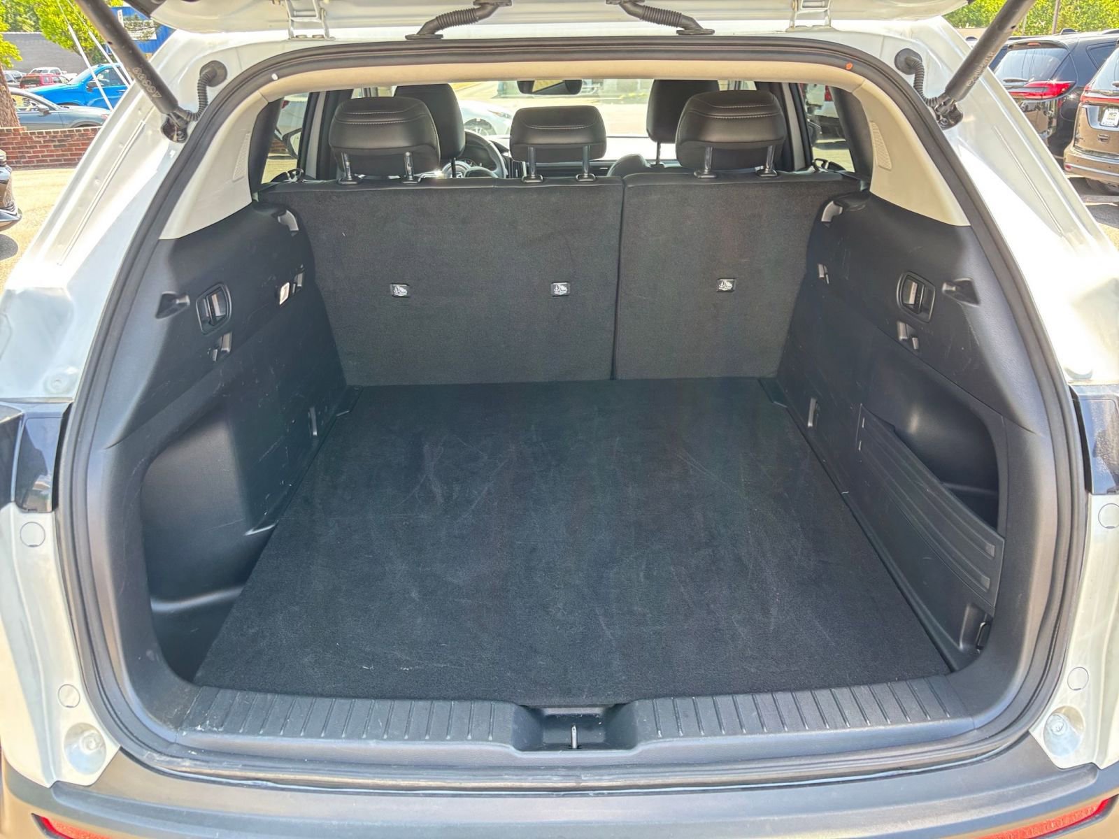 Used 2025 MAZDA CX-50 2.5 Hybrid w/ Premium Plus Pkg AWD/4WD image 33