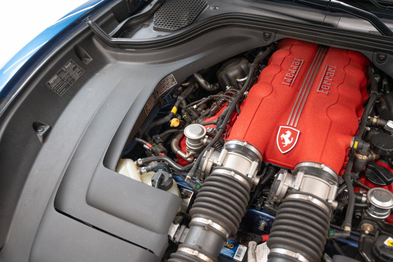 Used 2010 Ferrari California RWD image 80