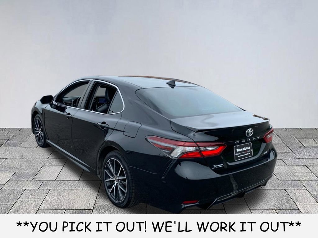 Used 2021 Toyota Camry SE FWD image 5